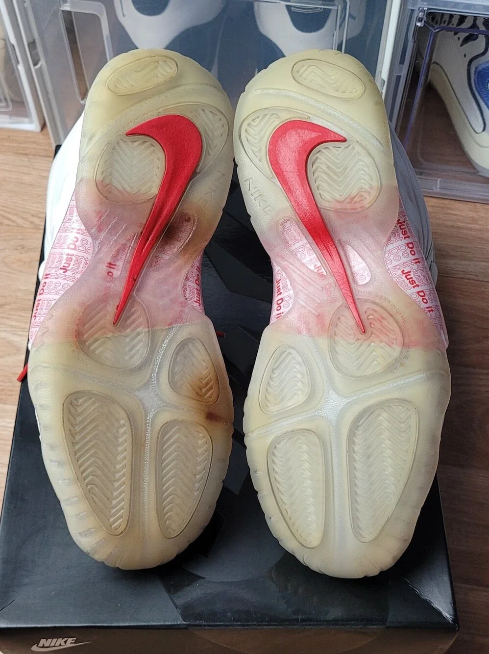 %Nike Little Posite One KSA Boys Size 5.5Y White Red cn5268-100 A 11